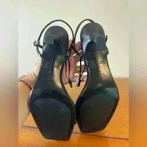 Zara embellished sandals - Picture 10 of 11